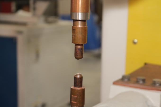 ماشین جوش نقطه ای با عملکرد بالا و پایدار برای جوش دقیق در پرونده های رایانه ای 3