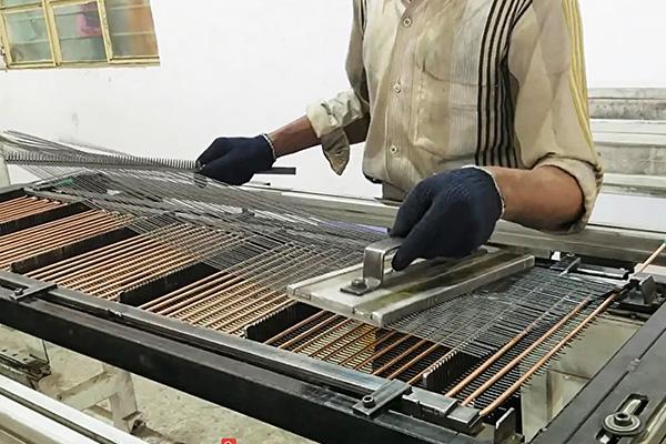 دستگاه تولید خط تولید لوله یخچال، جوش و خم کردن ماشین 5