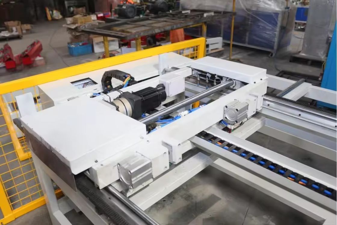 هفت محور ماشین جوشکاری CNC نقطه ای دو سر خودکار ورق فلزی برای قفسه سکوت